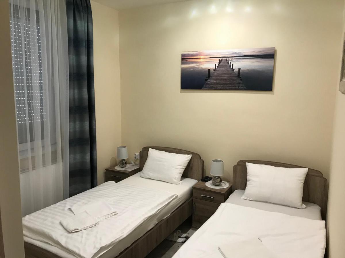 Classic Apartman سيغيد المظهر الخارجي الصورة