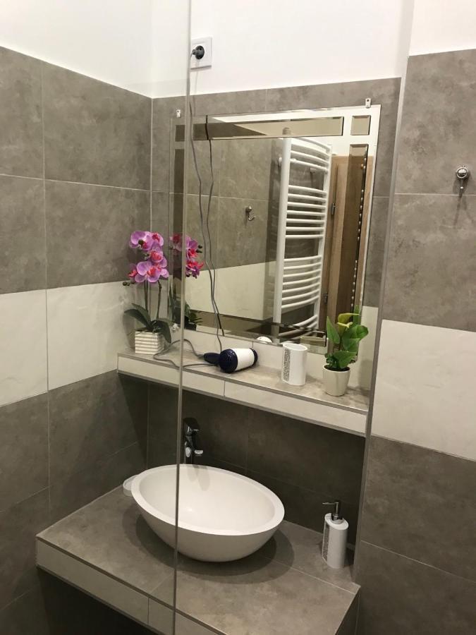 Classic Apartman سيغيد المظهر الخارجي الصورة